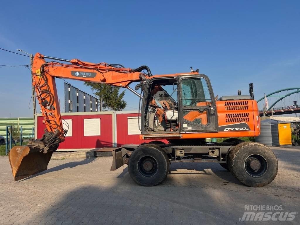 Doosan DX 160 W-3 Колесни екскаватори