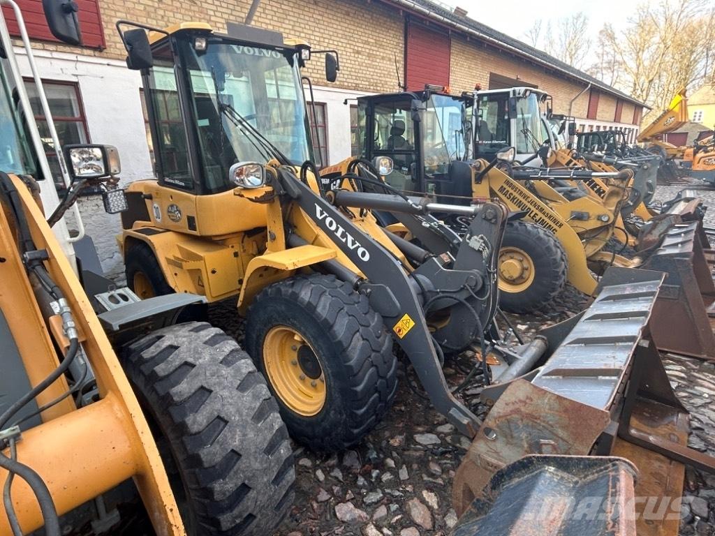 Volvo L 30 G Колесни товарачи