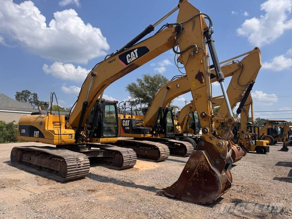 CAT 320 D L Верижен екскаватор