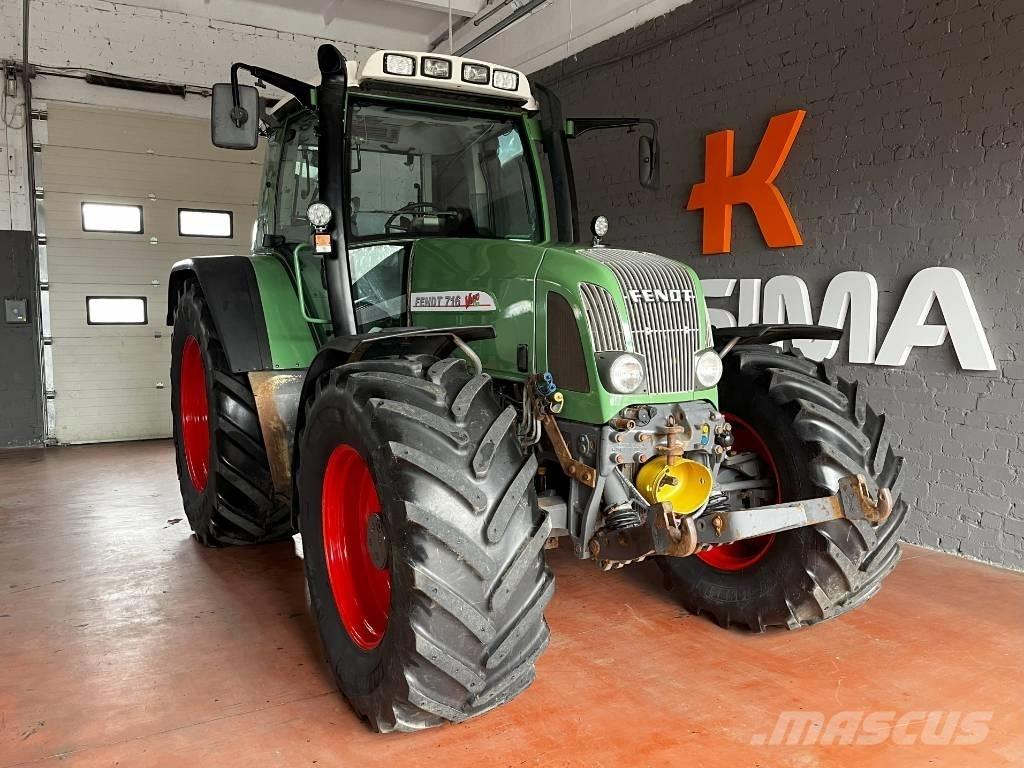 Fendt 716 Vario Трактори