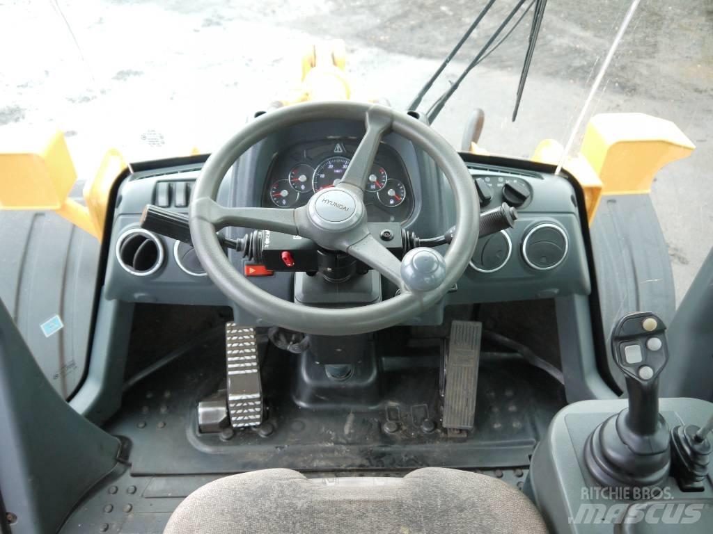 Hyundai HL 757-9A Колесни товарачи