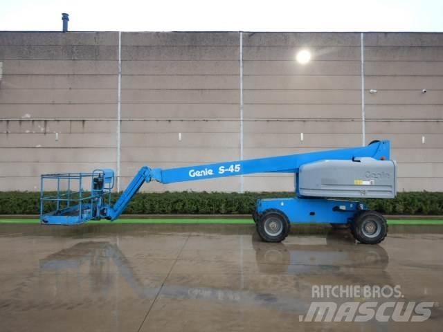 Genie S45 Телескопични повдигачи
