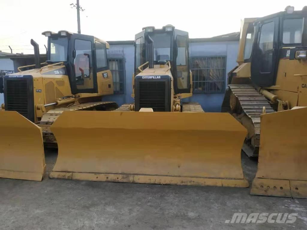 CAT D5M Верижни булдозери
