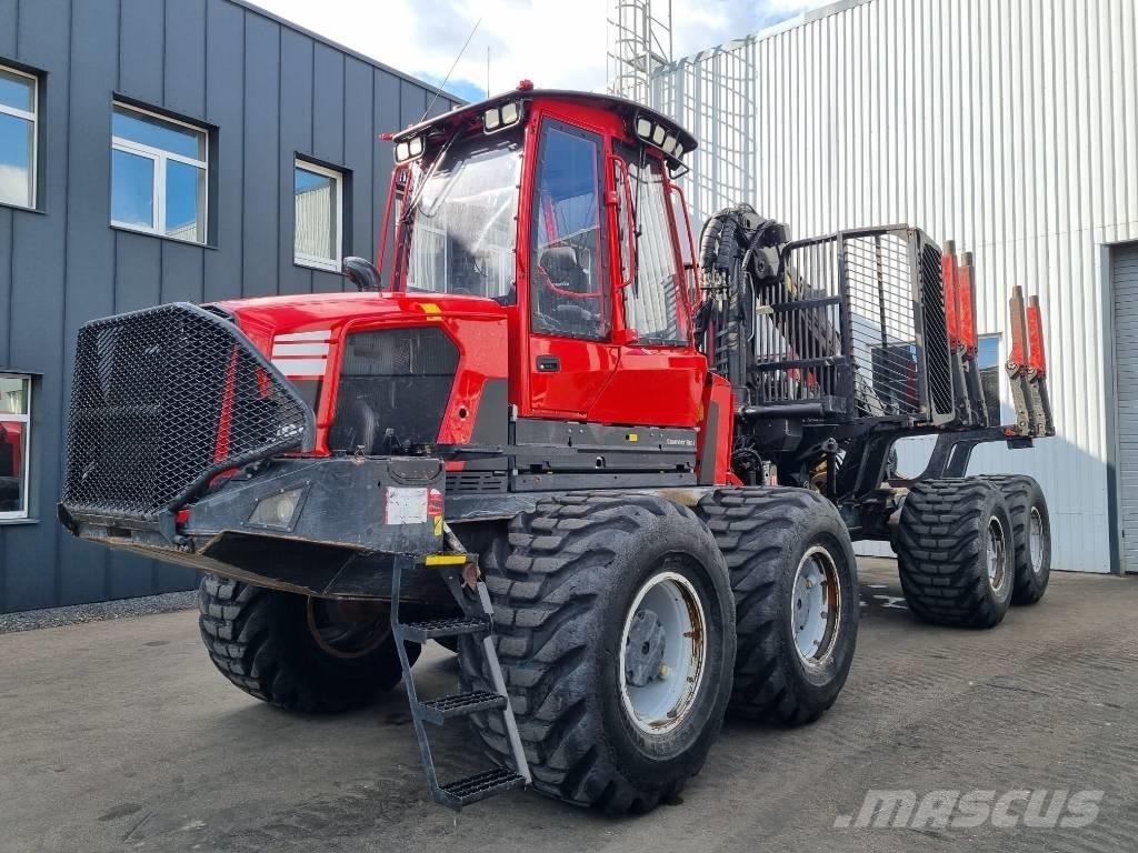 Komatsu 895 Форуардери