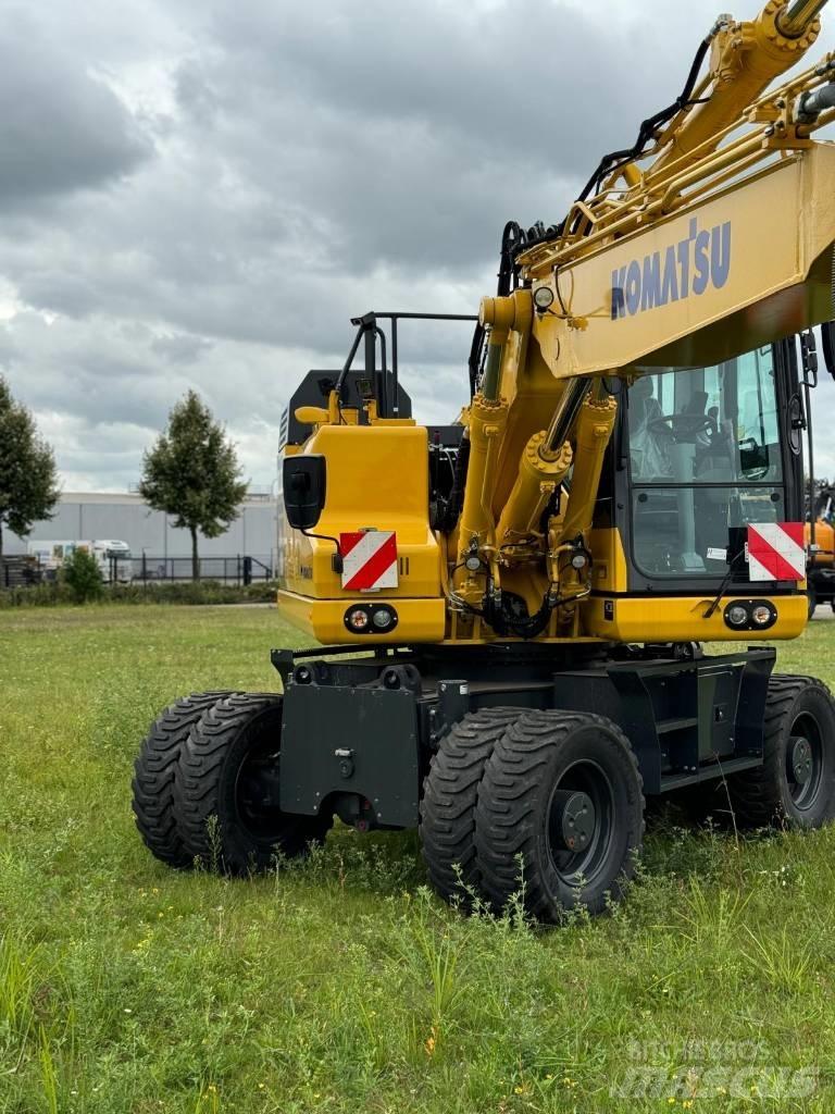 Komatsu PW180-11E0 Колесни екскаватори