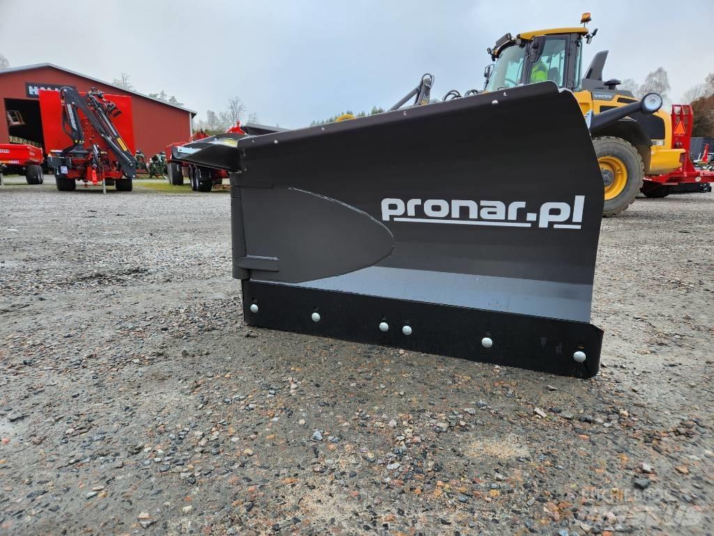 Pronar PUV 2800 M Плуг