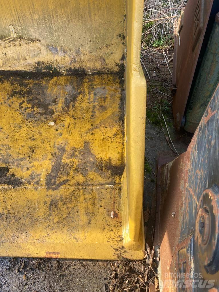 CAT 972 Кофи