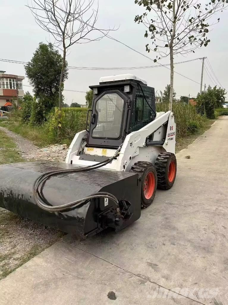 Bobcat S 16 Мини товарачи
