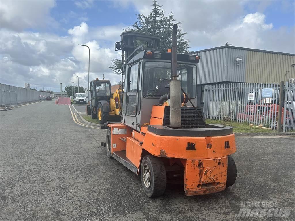 Kalmar DCD70-6 Дизелови камиони