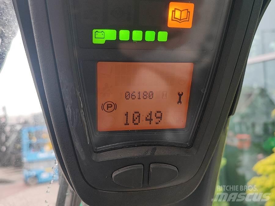 Linde E18PH-02 Електрически вилични кари-повдигачи