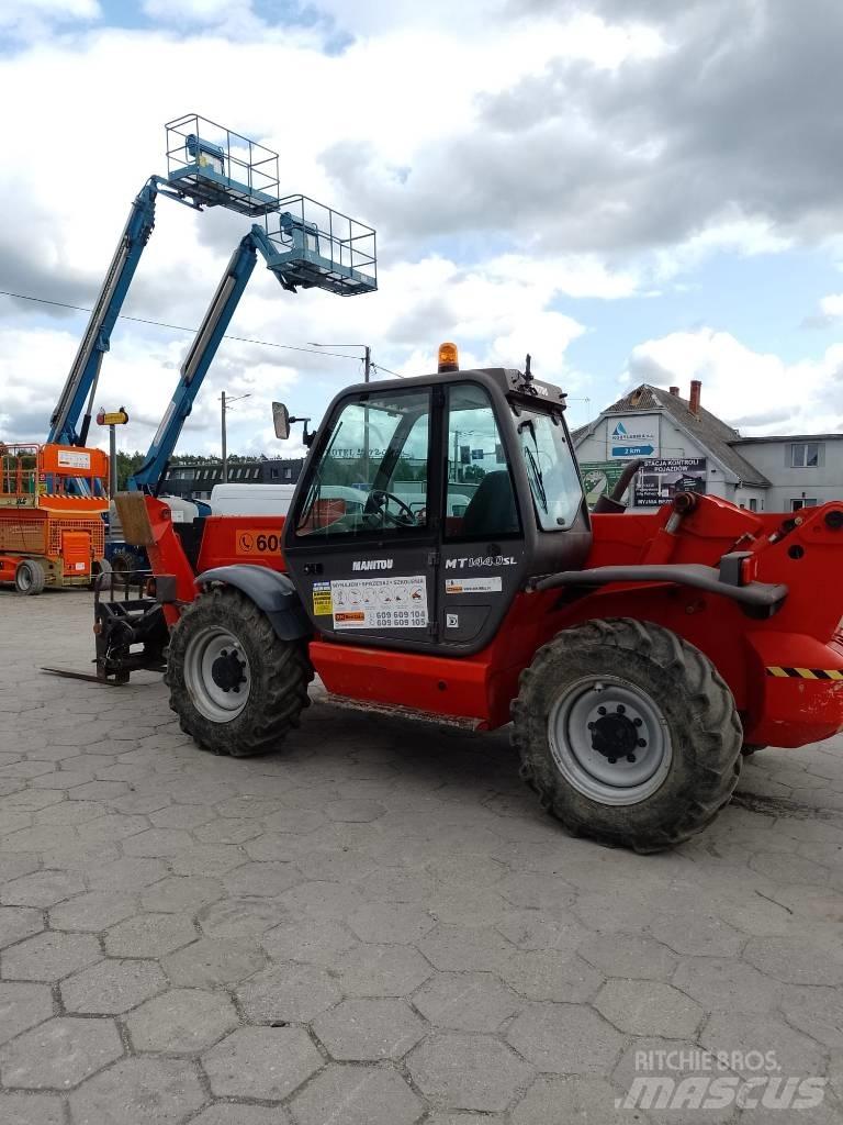 Manitou MT 1440 Телескопични товарачи
