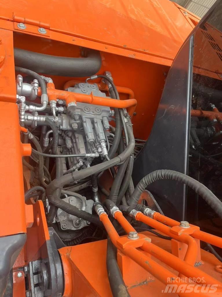 Hitachi ZX70 Верижен екскаватор