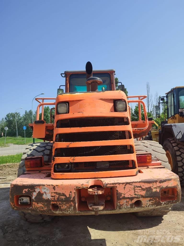 Fiat-Hitachi W 190 Колесни товарачи