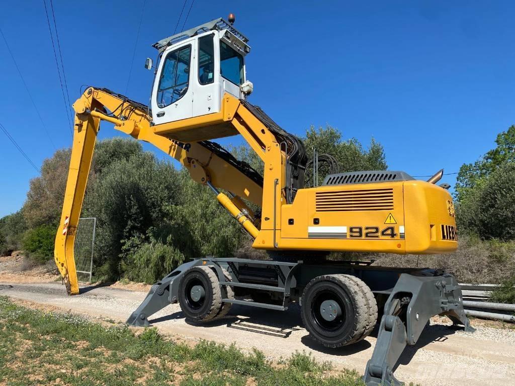 Liebherr A 924 C Оператори на отпадъци/индустрия
