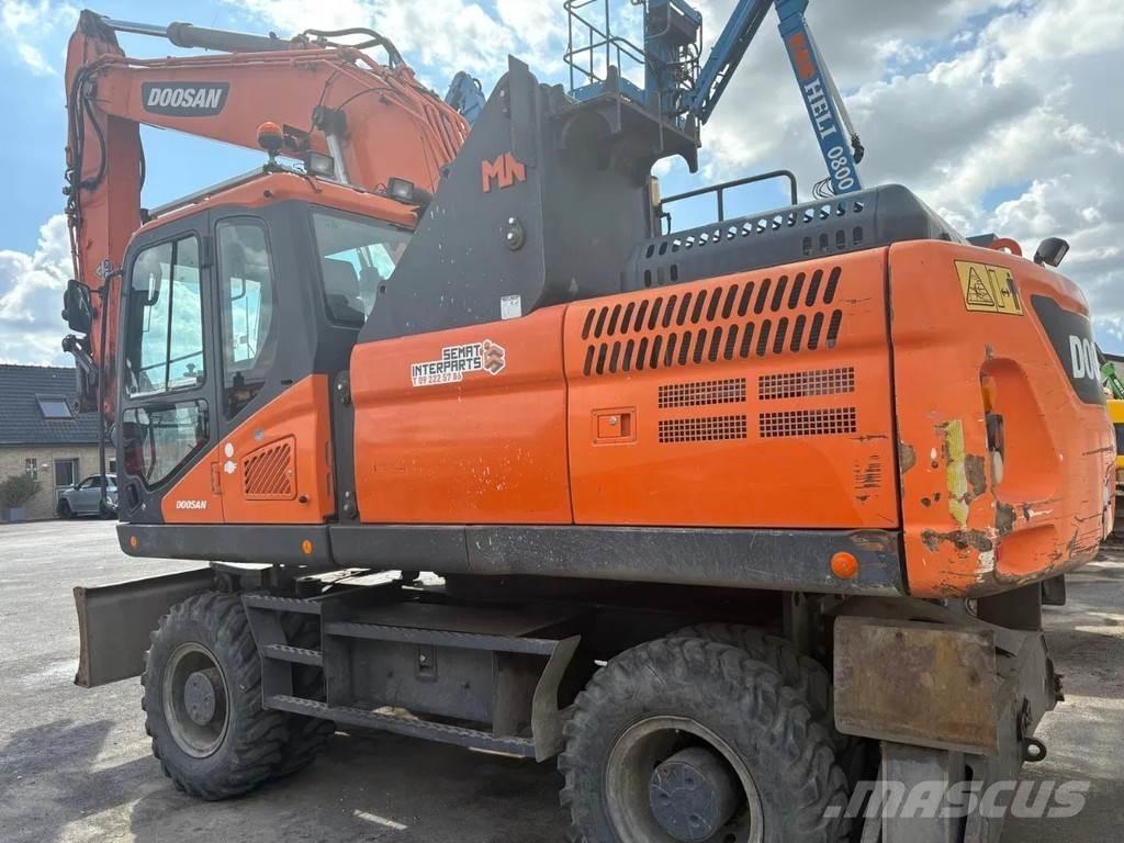 Doosan DX210 WE-5 Колесни екскаватори