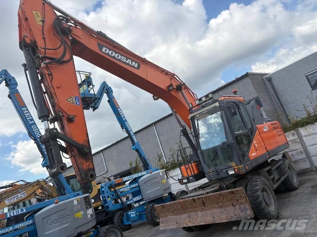 Doosan DX210 WE-5 Колесни екскаватори