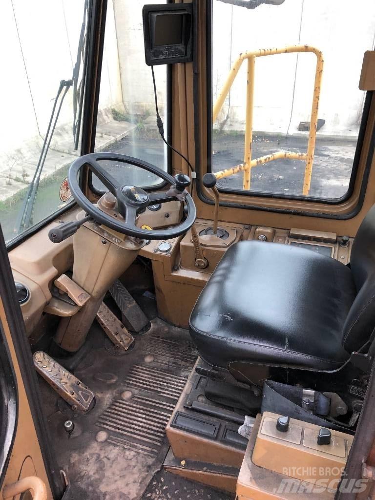 CAT 824 C Колесни булдозери
