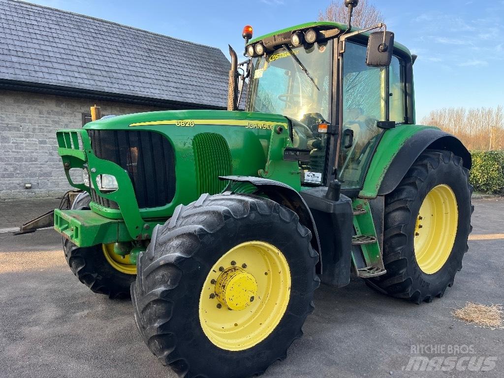John Deere 6820 Трактори