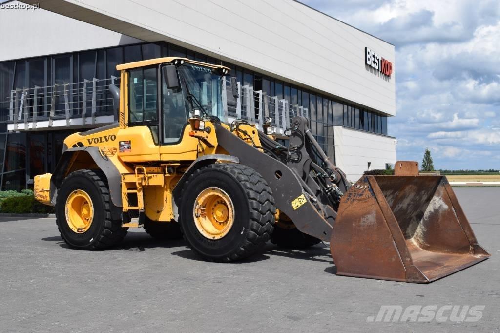 Volvo L 90 F Колесни товарачи