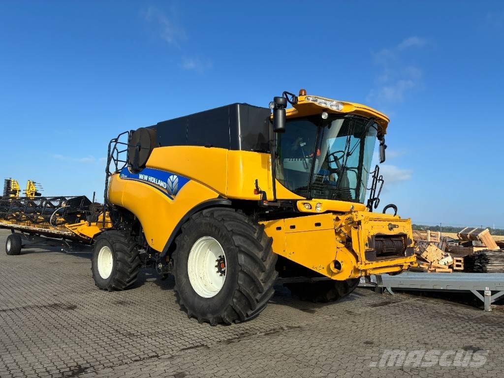 New Holland CR 9080 Комбайни