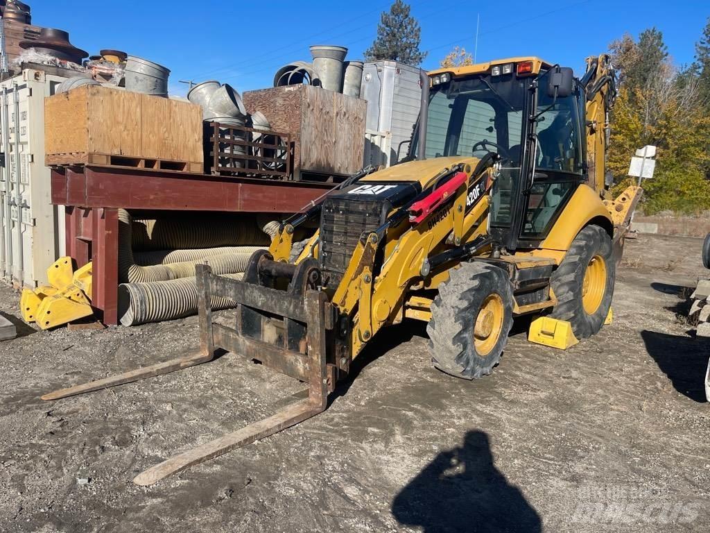 CAT 420F IT Товарач със заден ексватор