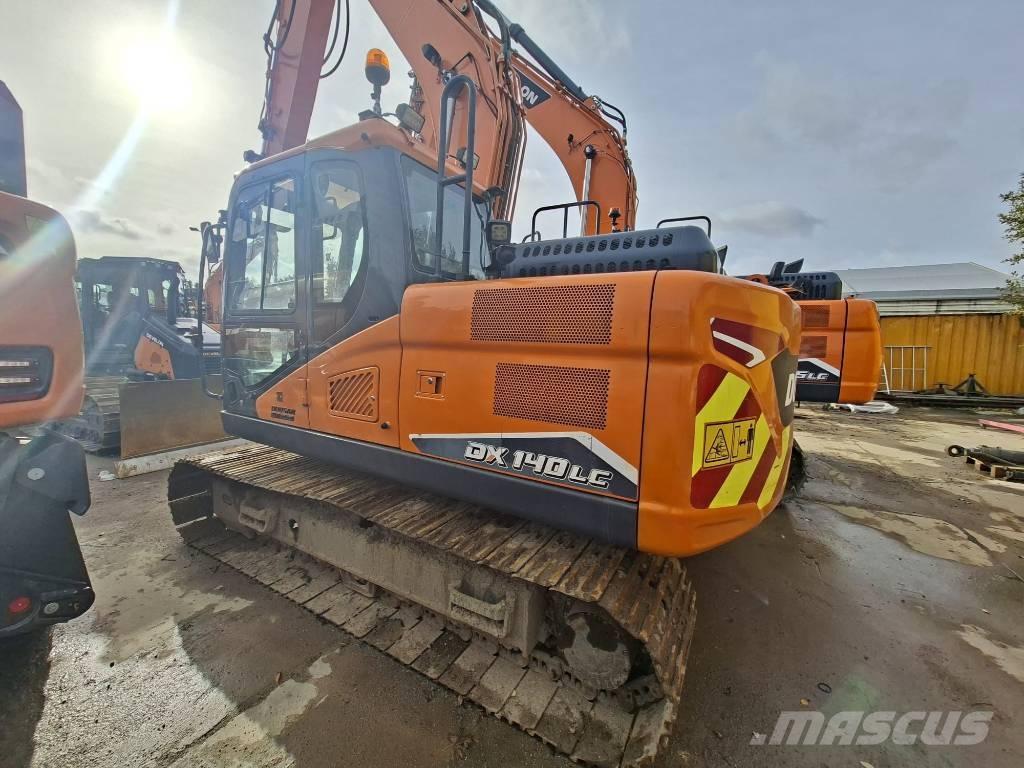 Doosan DX 140 LC Верижен екскаватор