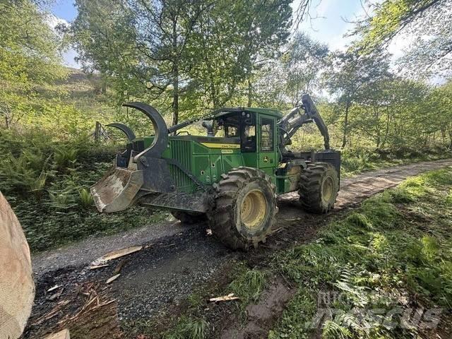 John Deere 640 L Скидери
