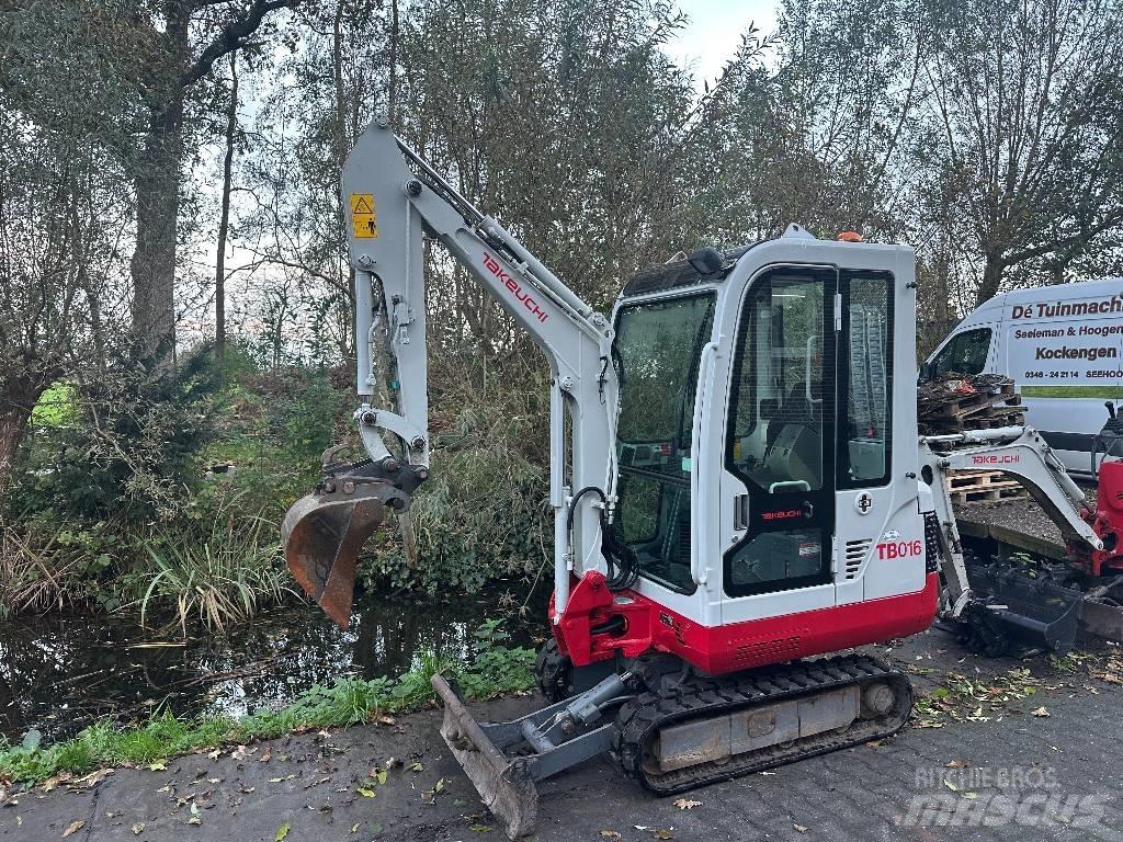 Takeuchi TB 016 Мини екскаватори < 7 т