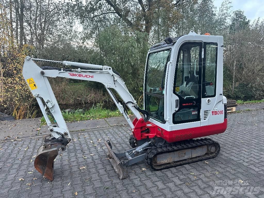 Takeuchi TB 016 Мини екскаватори < 7 т