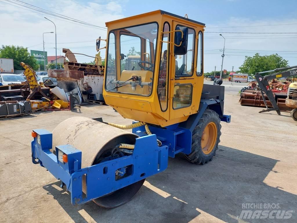 Hamm 2210SD Еднобарабанни ролки
