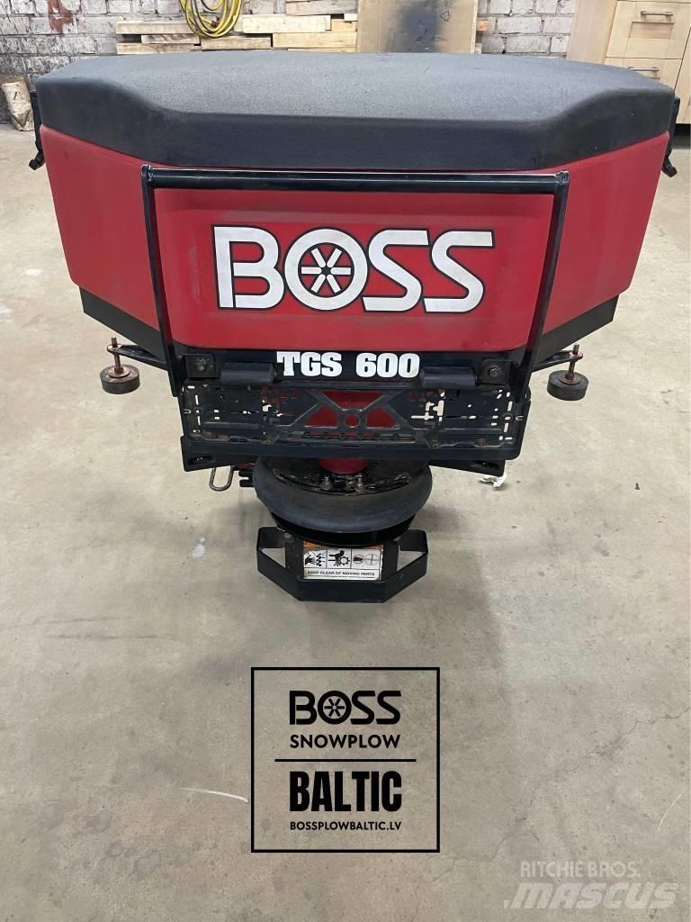 Boss TGS 600 Разстилачки на пясък и сол