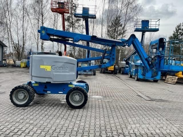 Genie Z 45/25 Съчленени стрелови подемници