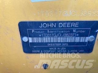 John Deere 317G Мини товарачи

