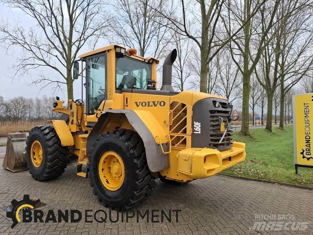 Volvo L60F Колесни товарачи