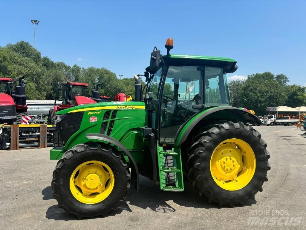 John Deere 6100 MC Трактори
