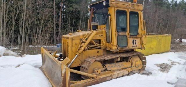CAT D4E Верижни булдозери
