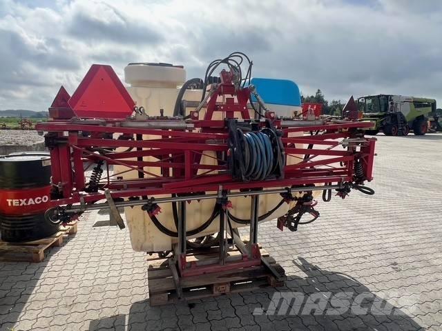 Scan-Agro 1000L Навесни пръскачки
