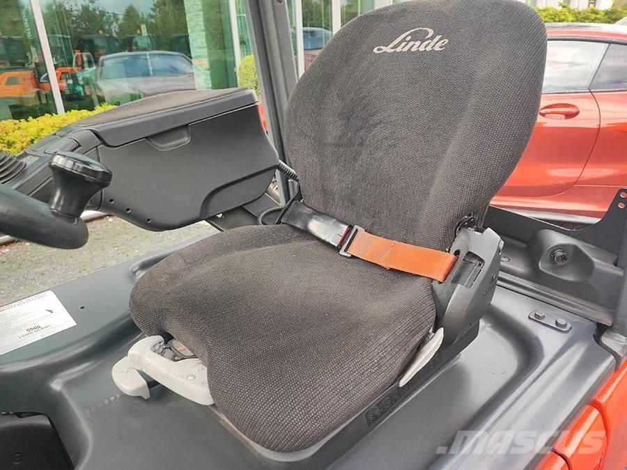 Linde E16C-02 Електрически вилични кари-повдигачи
