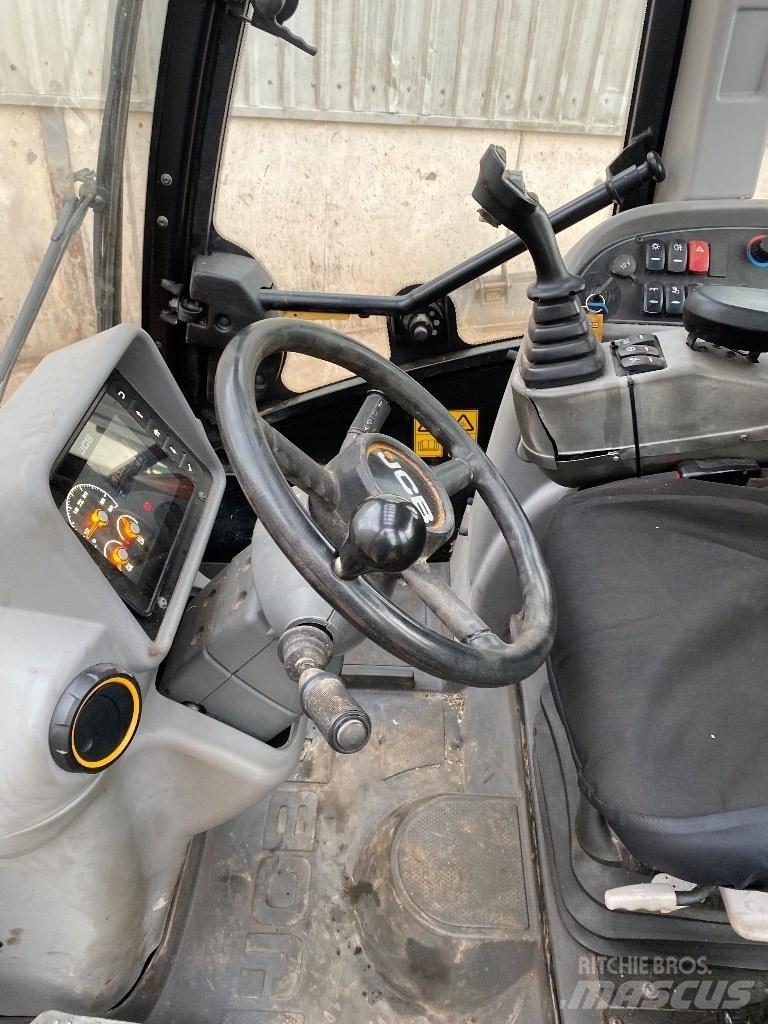 JCB TM 320 S Телескопични товарачи за селското стопанство