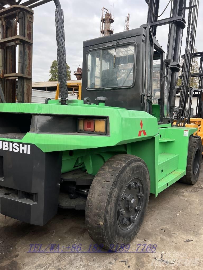 Mitsubishi FD150 Дизелови камиони