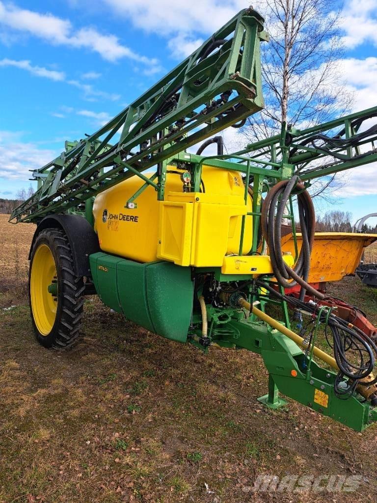 John Deere 740 i Прикачни пръскачки
