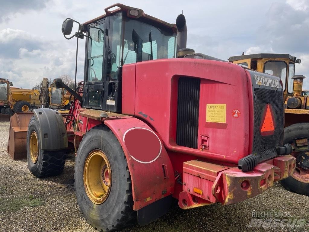 CAT 924G Колесни товарачи