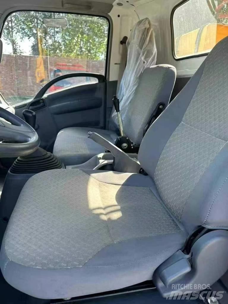 Isuzu ELF 700 Автокранове