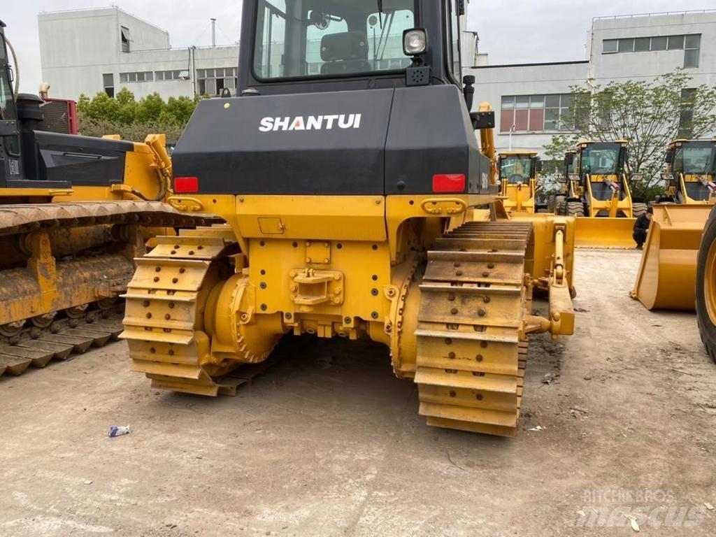 Shantui SD 16 Верижни булдозери
