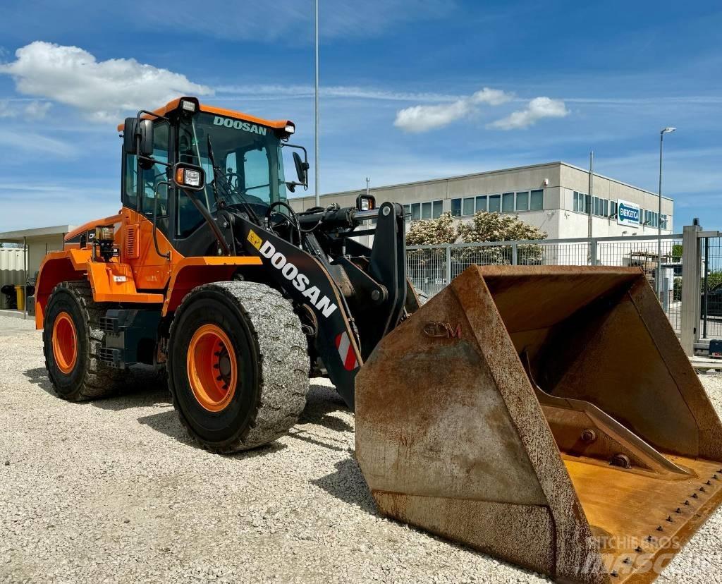 Doosan DL 250-5 Колесни товарачи