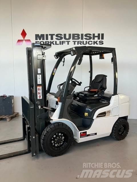 Mitsubishi FD25N3 Дизелови камиони