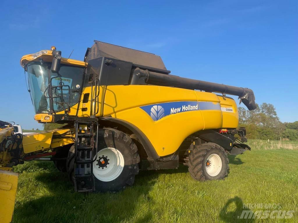 New Holland CX 8090 Комбайни