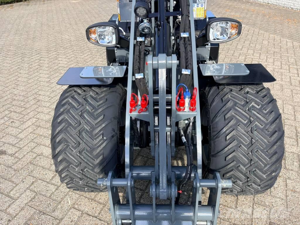 Giant G2500HD Xtra Мини товарачи