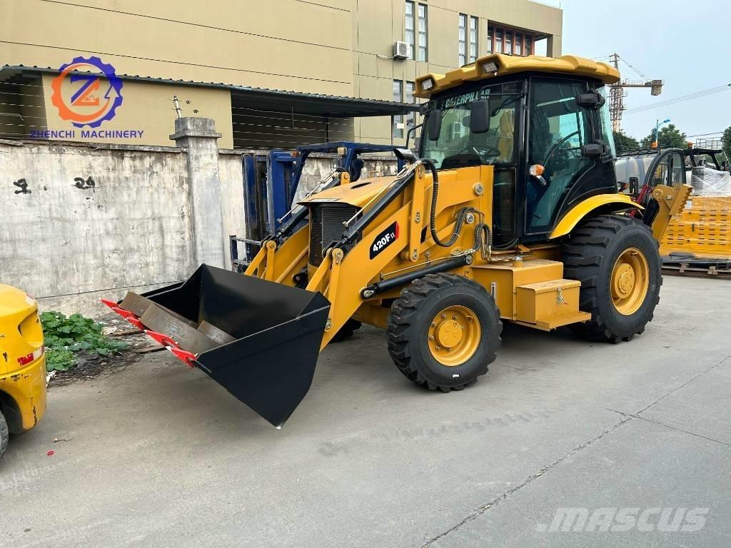 CAT 420 F Товарач със заден ексватор
