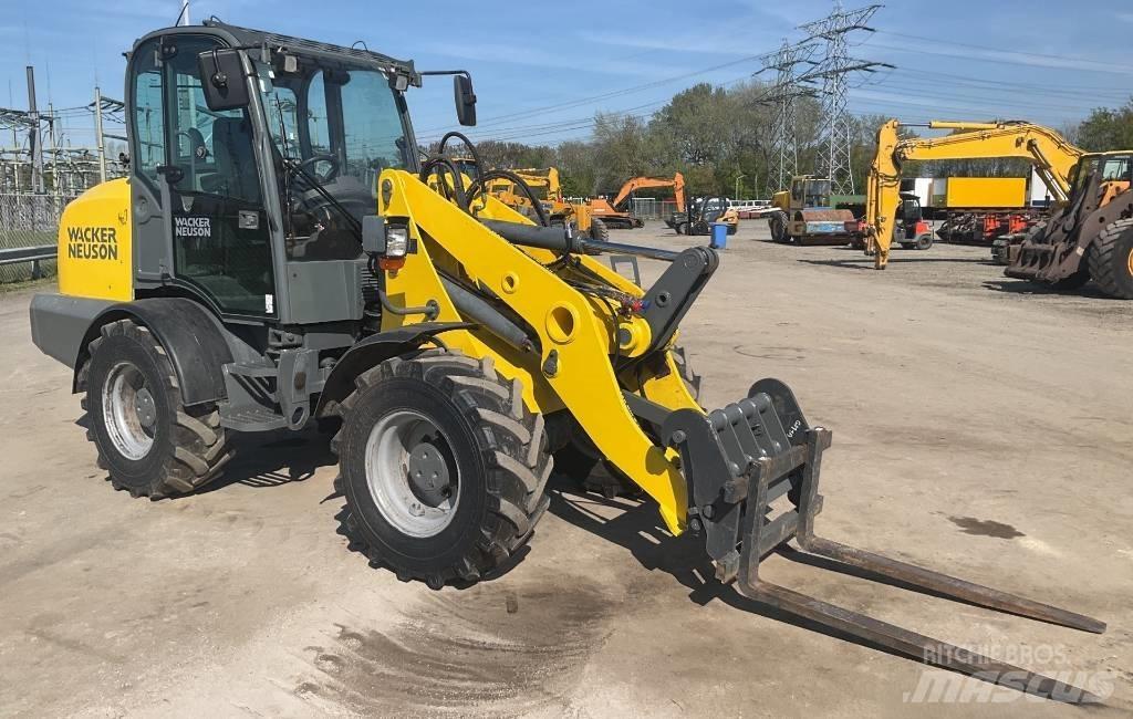 Wacker Neuson WL 70 Колесни товарачи